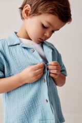Next Baby %100 Pamuklu Mavi Kısa Kollu Mülin Gömlek Şort % 100 Pamuklu Thsirt 3’lü Set