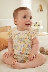 % 100 Pamuklu Krem Çiçek Desenli Dantel Yaka Romper