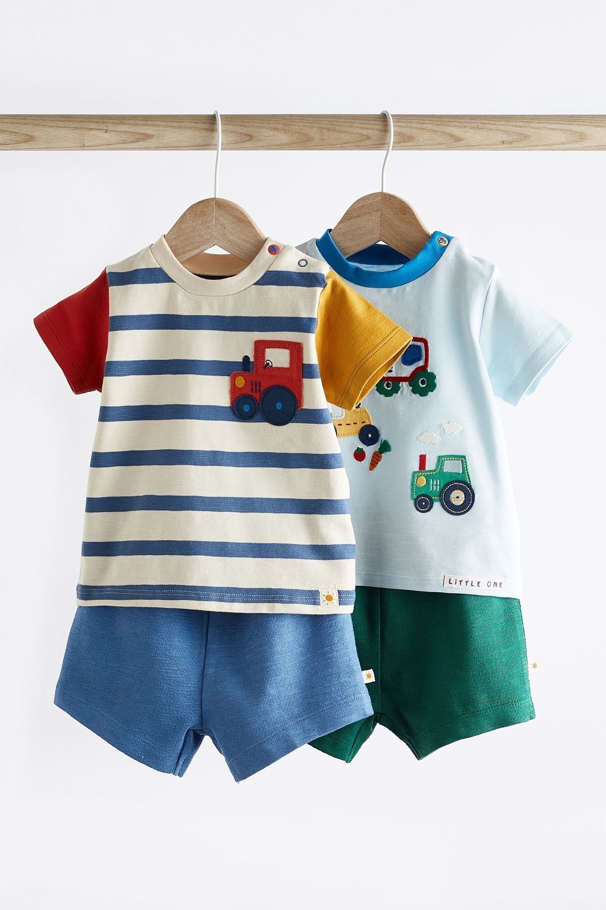 Next Baby % 100 Pamuklu Mavi Traktör Desenli Kısa Kollu Şortlu 2’li Alt Üst Takım