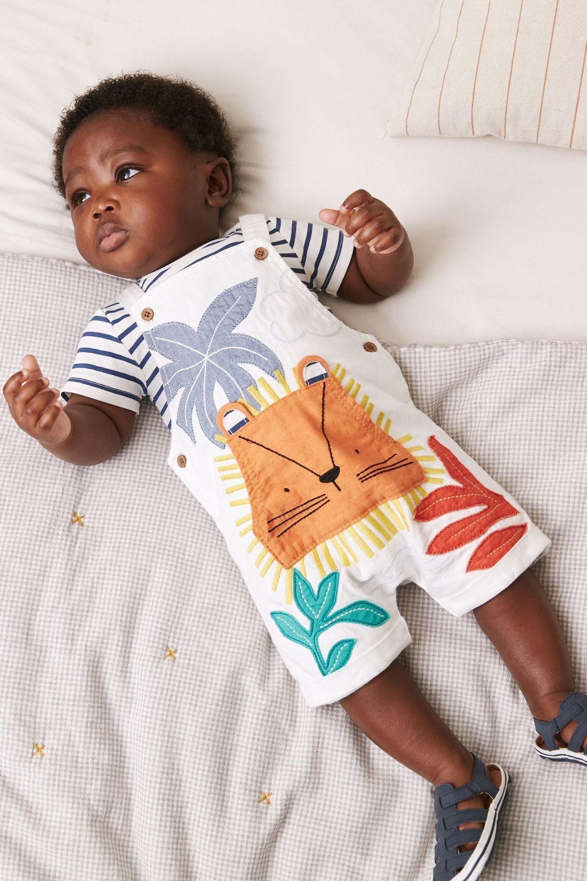 Next Baby % 100 Pamuklu Krem Aslan Desenli Salopet Body Zıbın Set